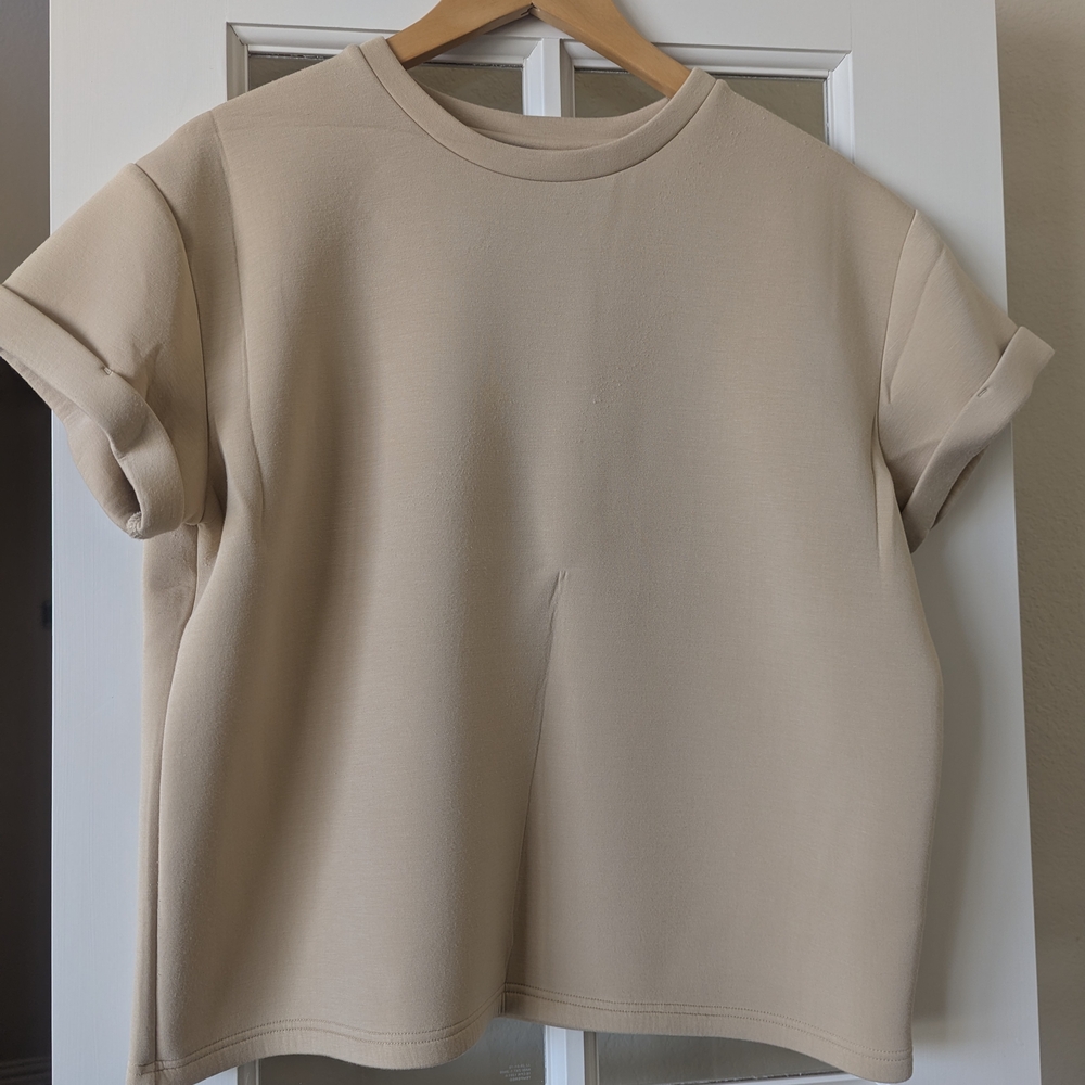 Leze The Label Beige Short Sleeve Top